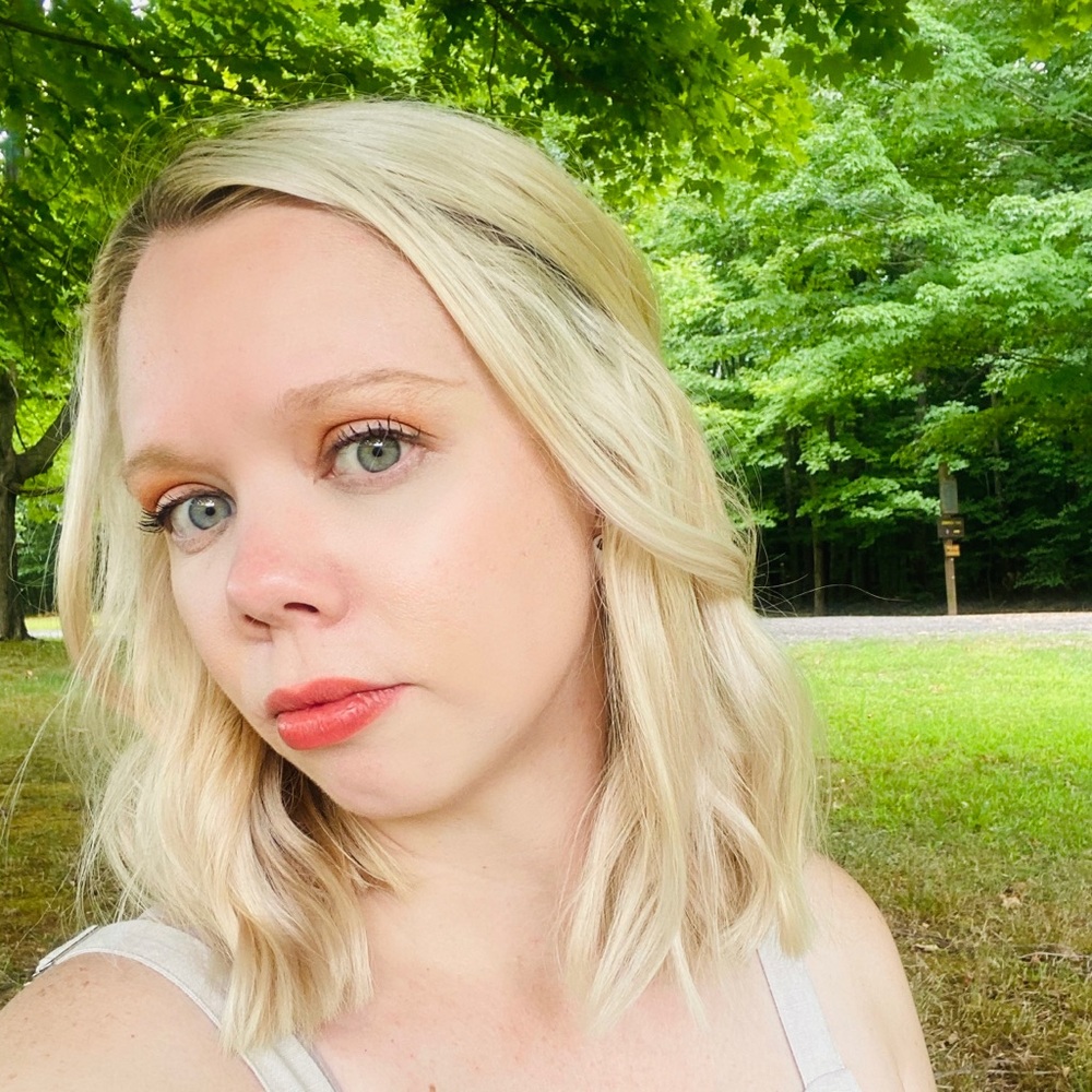 Meet your Posher, Alisen